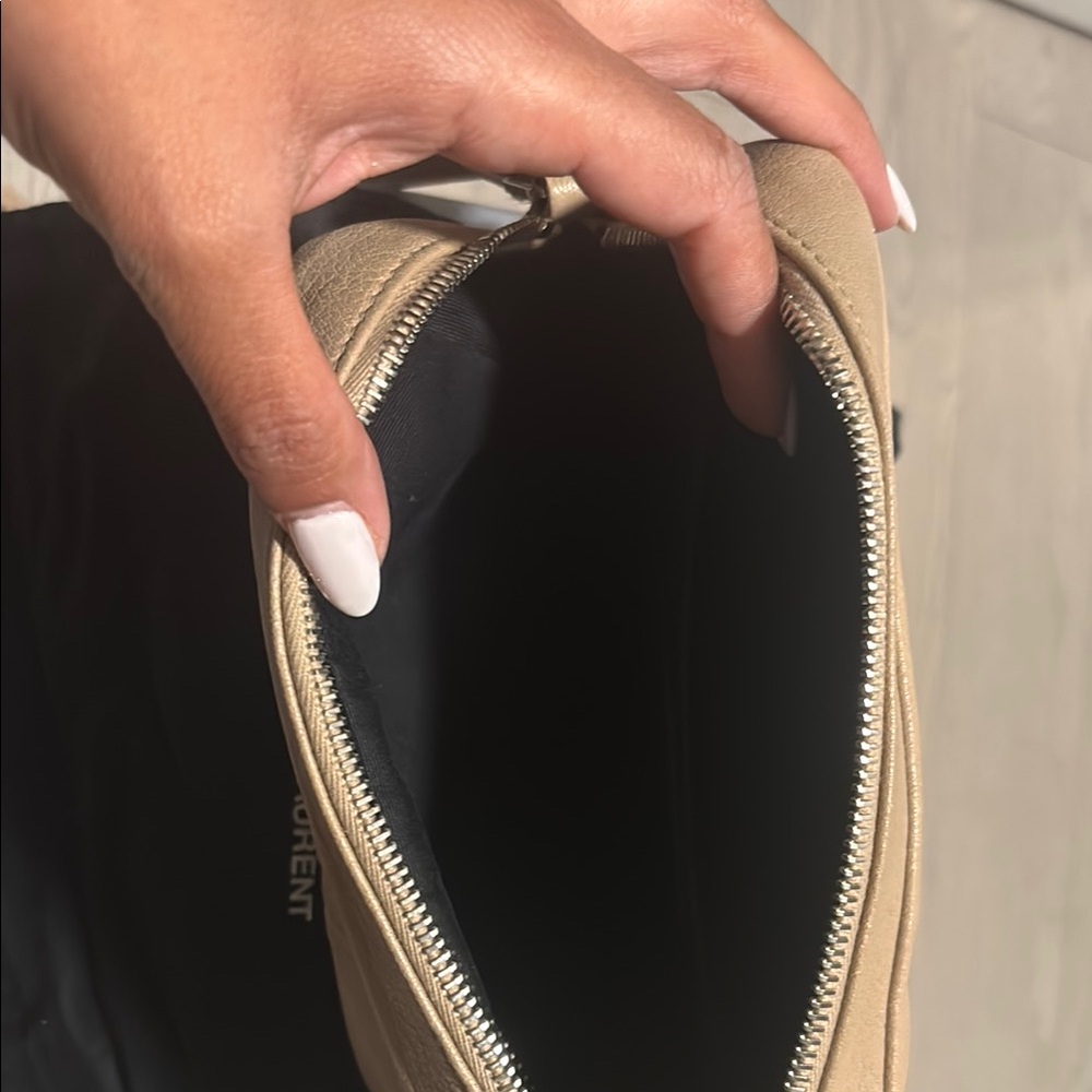 Authentic Beige Monogram Leather Small Lou Camera Bag - Picture 4 of 6